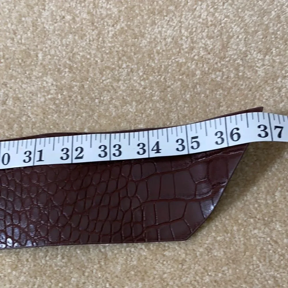 Women’s Barkwood Brown Wide Belt with Gold Buckle S NWT